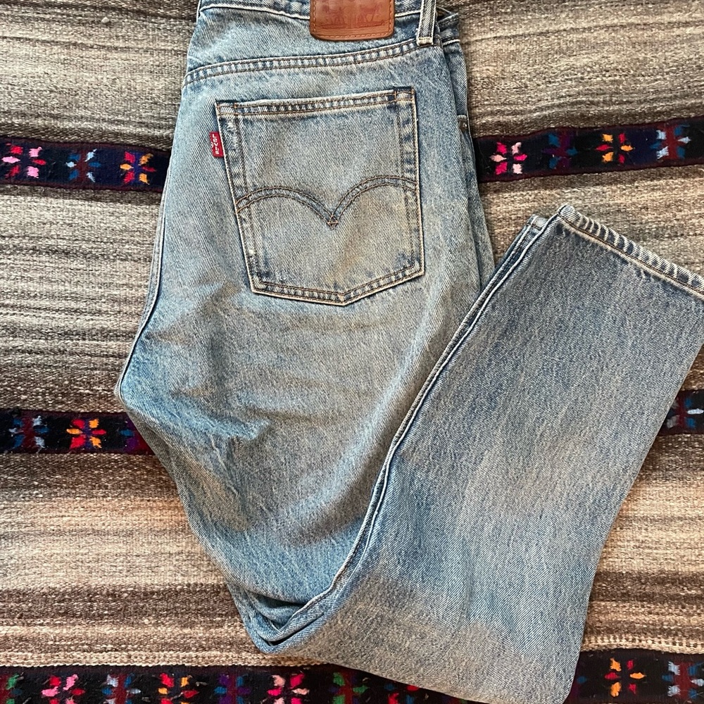 Straight leg distressed jean